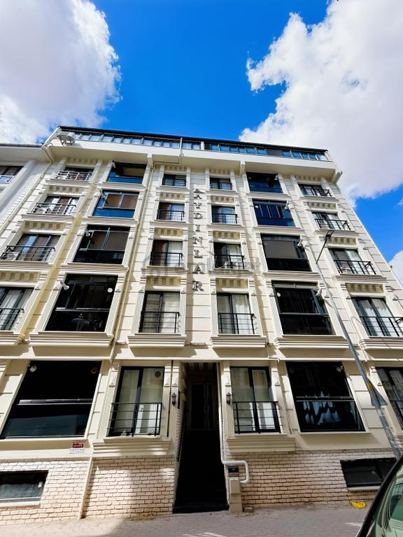 Karakaş Mahallesi Ebeveyn Banyolu Eşyasız Satılık 2+1 Lüks Daire 2