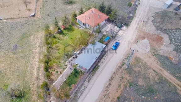 **akyurt Bağlarda Acil Satılık Millet Bahçesi Girişinde Müstakil Ev 1