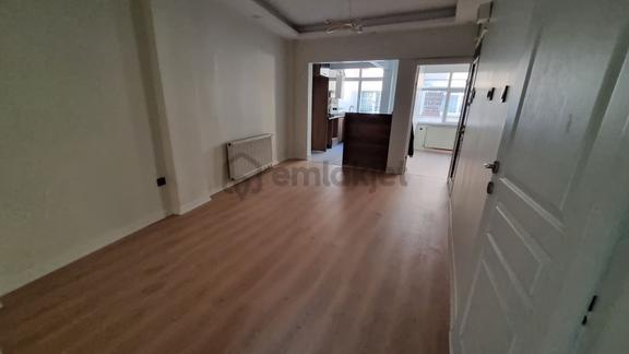 Akşenden Fatih Çapa Cevdetpaşa Caddede 2+1 2.kat Amerikan Mutfaklı Daire 2