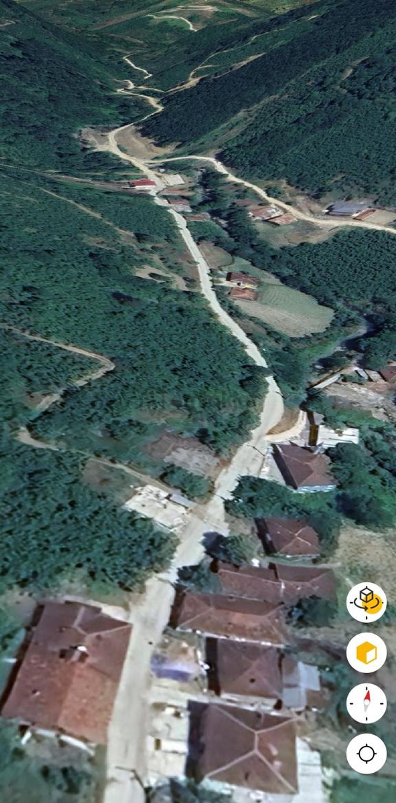 Yığılca Hoşafoğlu'nda Satılık 3956 M² Doğa Manzaralı Bahçe 2