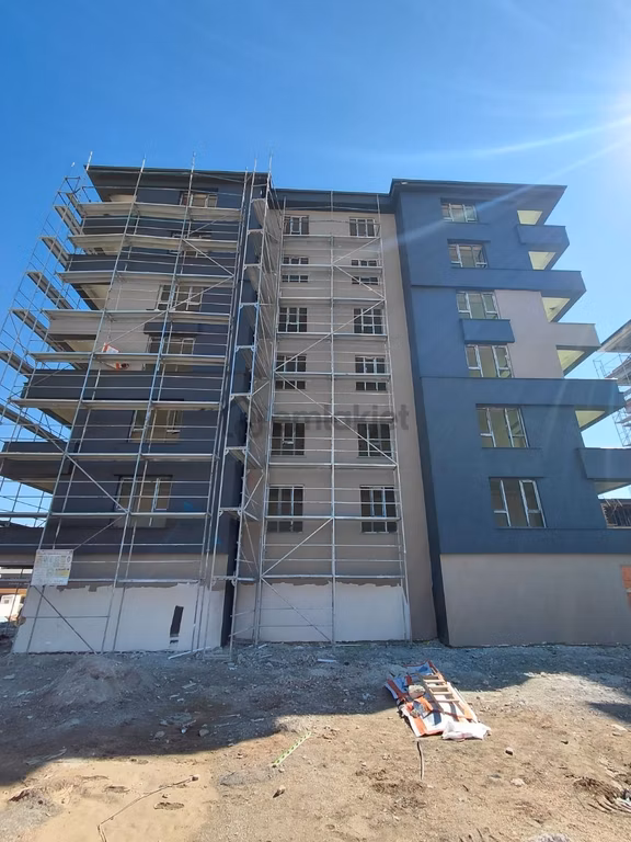 Lt-yaşar Kemal Bulvarı Site İçi Geniş 3+1 Daireler Aralık Teslim 1