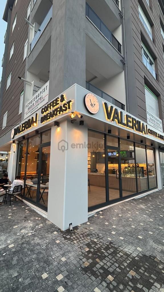 Hastane Ve Eczanelerin Yanında ,hazır Müşteri Potansiyelli Kafe 2