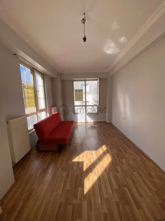 Au-yenibağlar'da Arakat-çift Cephe-amerikan Mutfak Kiralık 2+1 1