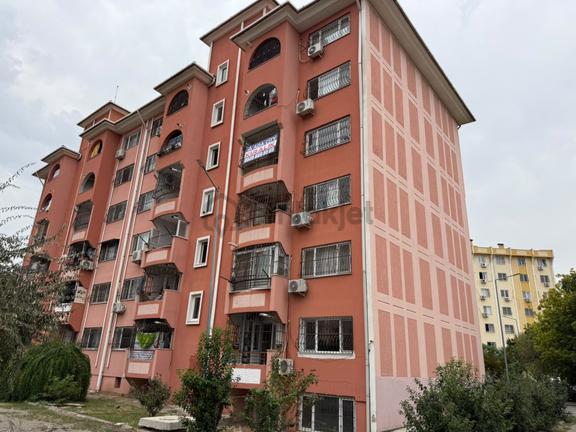 Atakent Mah.polis Okulu Civarı Çiçek Bahçesi Toki Kiralık Daire 1
