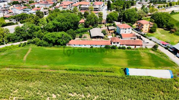 Remax Design Adapazarı Tepekumda Çiftlik Büyükbaş Besihane 1