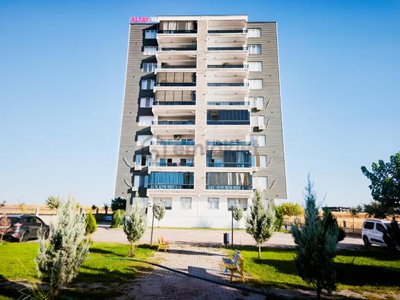 Rezidans Düğün Salonu Arkası Satılı 4+1 Ara Kat Daire 1