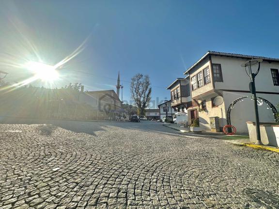 Saraylıda Deniz Manzaralı 2613 M2 Müstakil Parsel 1