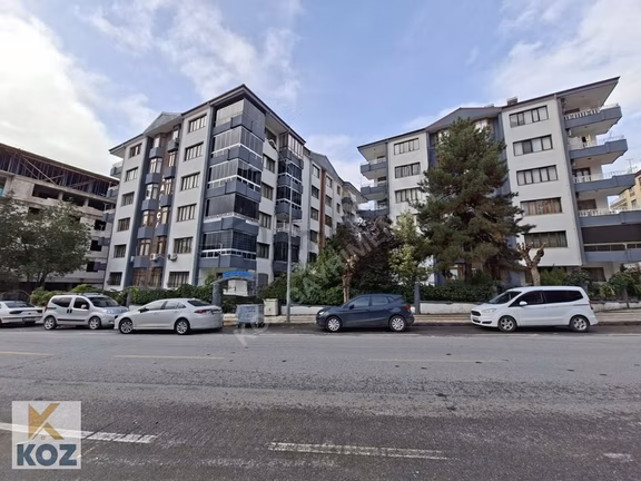Koz Emlaktan Fırat Mahallesinde Satılık Daire Sarıçam Sitesi 2