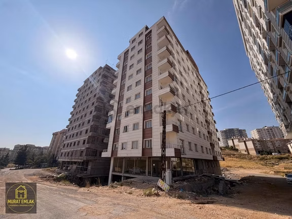 Murat Emlak'tan Acill 112 Arkası Sıfır 2+1 Dairemiz Satılık 1