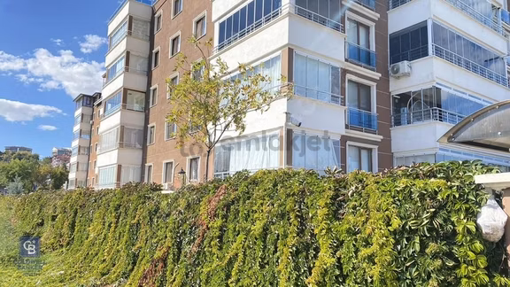 Serhat Mah Şenevler Sitesi 4+1 185 M² Çift Banyo Kiralık Daire 1