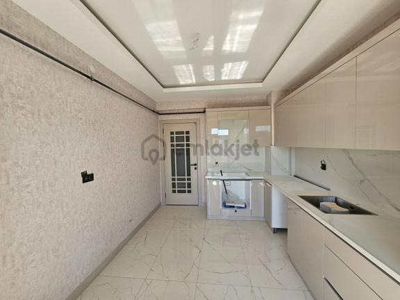 Başarı'dan Bu Fiyata Kaçmaz Sıfır 3+1 Üst Kat Daire 1