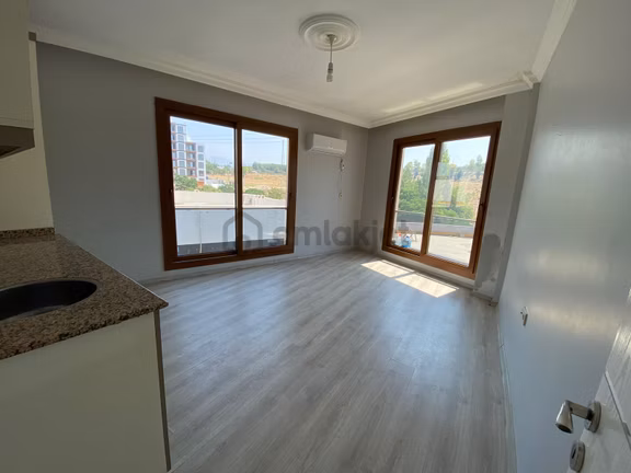 Turyap Şirinyer'den 1+1 Deü Yakını Yatırımlık Kiracısız Daire 1