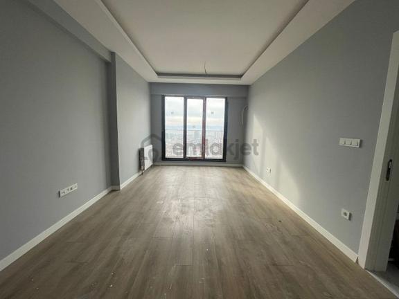 Mertcan'dan Adnan Kahveci Metroya Yürüme 3+1 İskanlı - Ebeveyn Banyolu 1