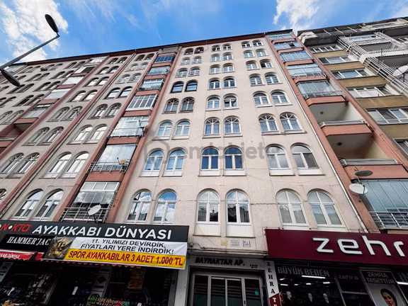 Merkezi Konumda Lüks Kiralık Konut 1