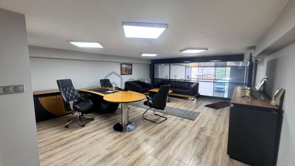 Yalova Oto Centerda Stratejik Lokasyonda İçi Masrafsız Galeri 2