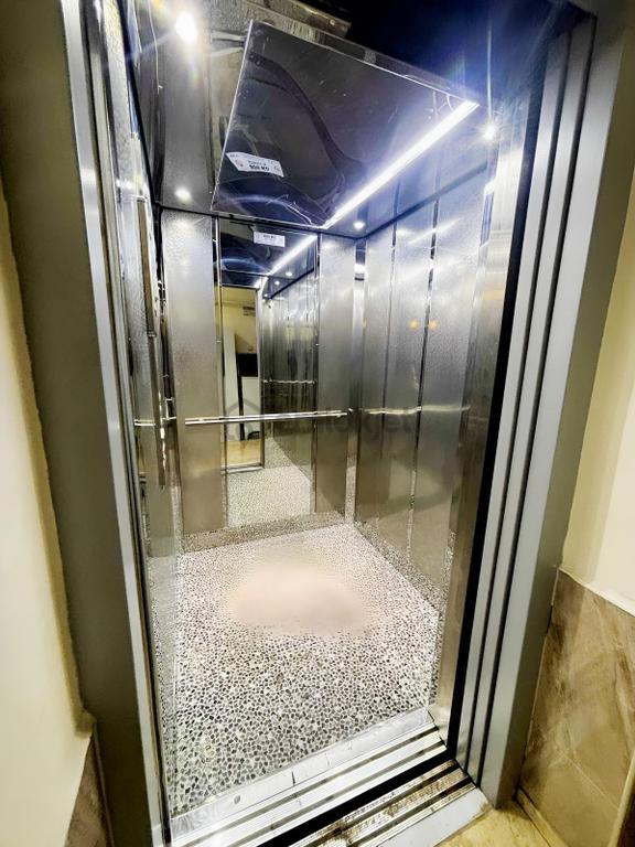 Karakaş Tan Sarp Et Yanı Asansörlü Otoparklı 110 M2 2