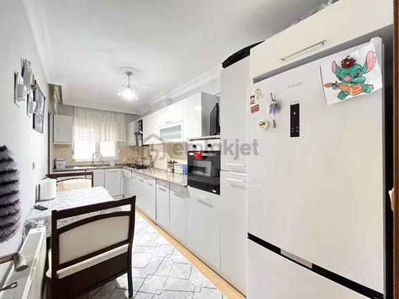 Gümüş'den Akçay'da Full Kredili Arakat Şahane Genişlikte 2+1 Daire! 1