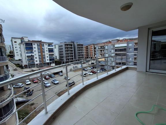 Çiğli İnönü Mah. Asansörlü D.gazlı E.banyolu Kiralık 3+1 Daire 2