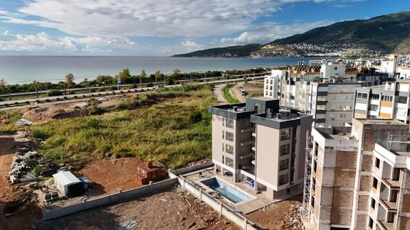 Denize 200 Metre Havuzlu Site İçi Satılık Lüks Sıfır 1+1 Daire 2