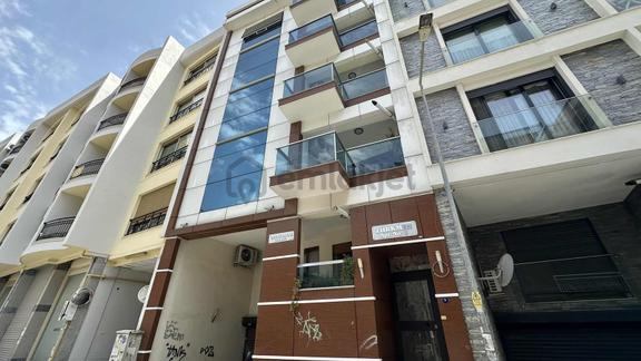 Karşıyaka Alaybey Satılık 4+1 Daire 1
