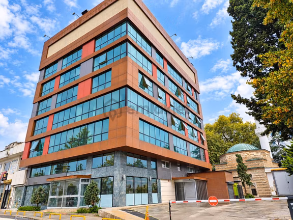 Yavuz Özkaran 'dan İlkadım'da Komple Kiralık Plaza Ve Ofis 1