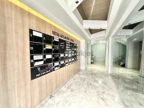 Görükle Merkezde Satılık Lüks Ofis(boş) 2