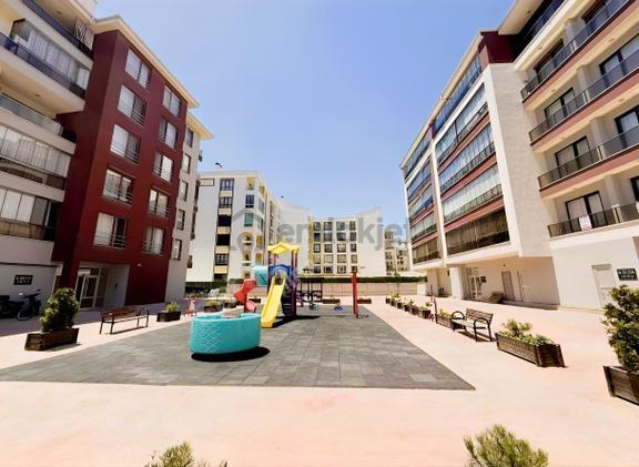 Mevlana Kültür Merkezi Yakınında 165 M² Arakat 3+1 Satılık Daire 1