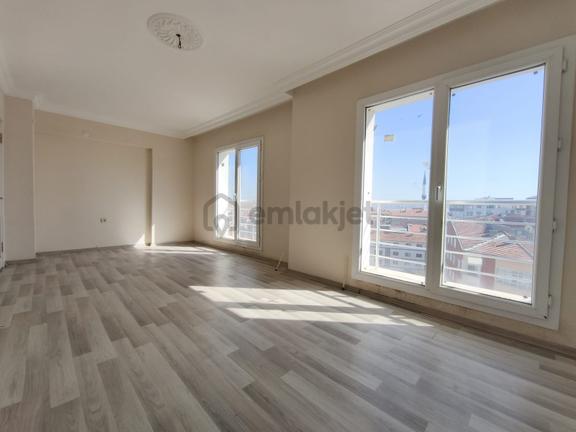 30 Ağustosta Asansörlü Sıfır 4+1 Güney Cephe Teraslı Polat Emlak 1