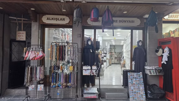 Hz Süleyman Yolu Üzeri 120 M² Satılık Dükkan 2