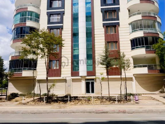 Diclekentte Çift Cepheli Köşe Dükkan Cadde Mağazası 1