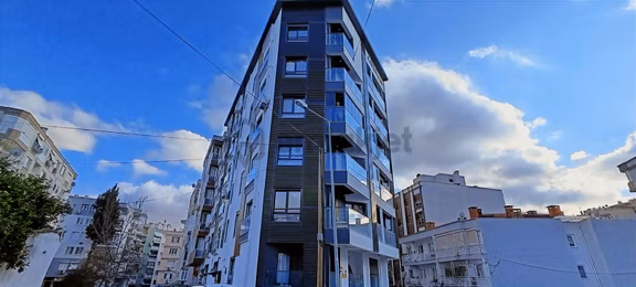 İzmir Bornova Erzenede Lüx Kiralık Eşyalı 1+1 Daire 2