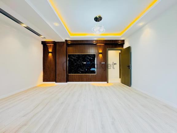 Güven'den Hastaneye Yakın,yerden Isıtmalı,k.otoparklı 2+1 Daire 1