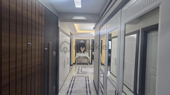 Forum Karşısı Zana Forum Sitesinde Satılık 3,5+1 Daire 2
