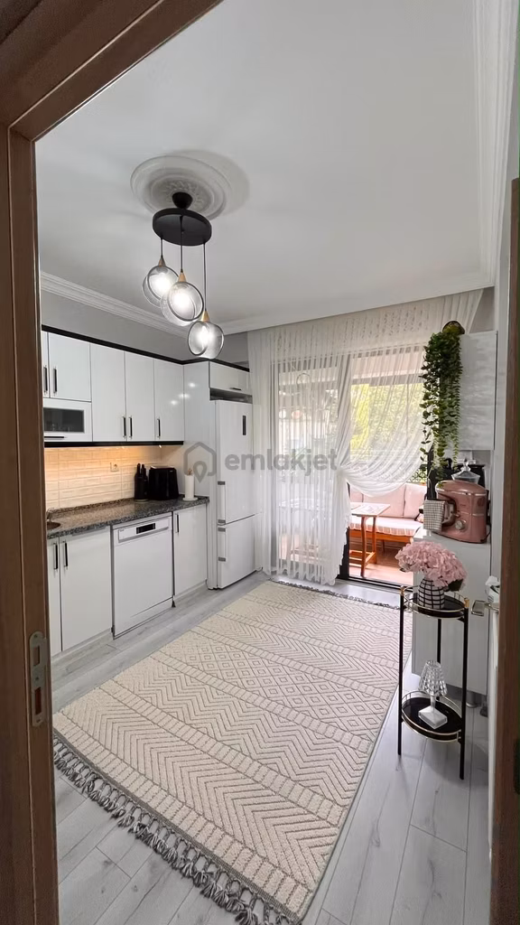 Niksar Prestij Grup Emlaktan Şehir Merkezinde Satılık 2+1 Daire 2