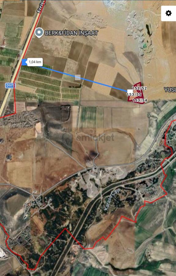 Erciş Yolu Yakınında 15.730 M² Yatırımlık Ve Tarıma Uygun Arazi 2
