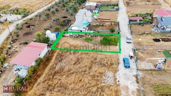 İzmir Menderes Tekelide Elektrik Sulu 250 M2 Koopretif Bahçeler 1