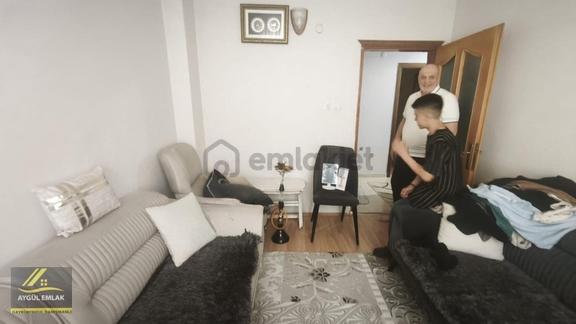 Bursa İnegöl Mahmudiye Mah 3+1 2008 Yapım 125m2 Satılık Daire 2