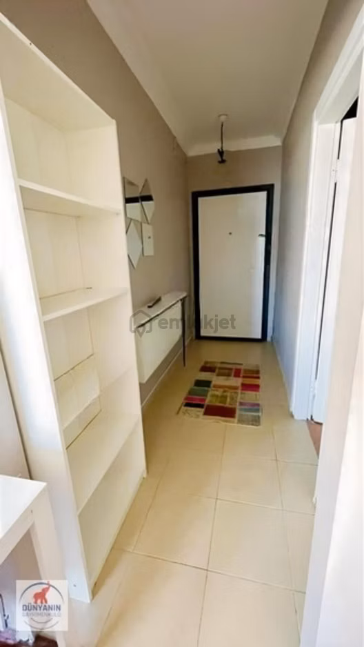 Ümraniye Şerifali'de 1,5+1 Full Eşyalı Otoparklı Daire 2