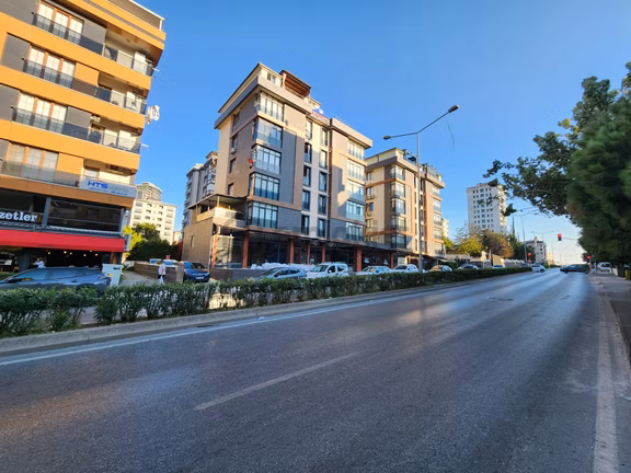 Kartal Çanakkale Cd. Üzeri Marmaray Ve Metroya Yakın Satılık 3+1 1