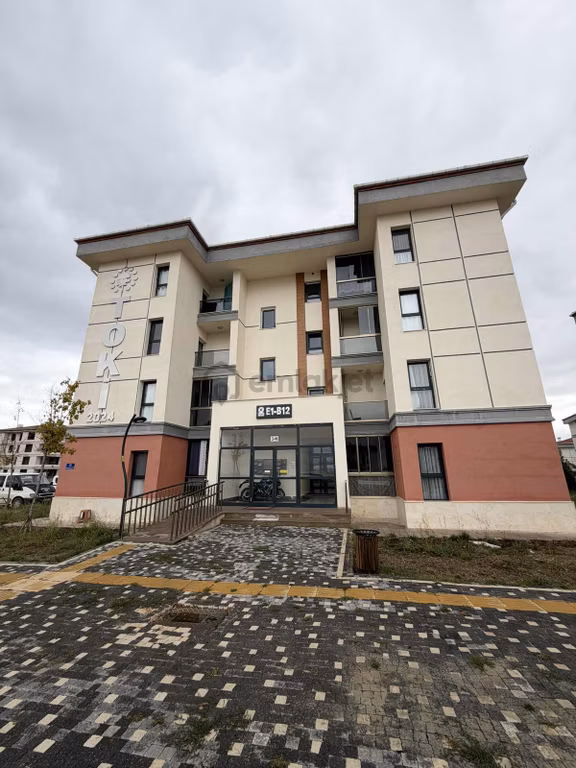 As-desticilerden 1. Etap 2. Kat Çift Balkonlu Kiralık 2+1 Daire 1