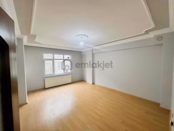 Uğurmumcu Mah Tramvaya Yakın Kiralık 2+1 2.kat Daire 1