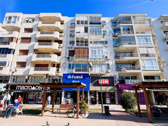 Saygınnergiz Team - Bostanlı Balıkçı Parkı Cepheli Ara Kat 3+1 1