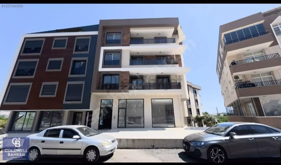 Menderes Coldwell Banker Poyraz'dan Gümüldür Merkezde 2+1 Daire 1