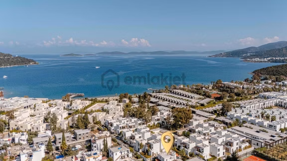 Bodrum Torba Satılık 2+1 Müştemilatlı Bahçeli Müstakil Daire 1
