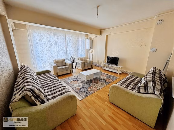 Altın Emlaktan Carsı Merkezde 3+1 Eşyalı Kiralık Daire 2