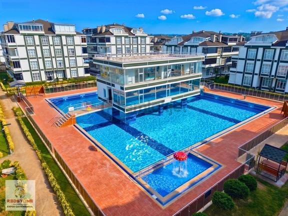 Yeşil Vadi 1 Sitesi'nde Yola Cephe 1+1 Daire 1