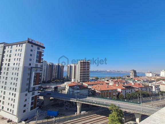 Küçükçekmecede 2 Daire Ederinde Arsa Payına Sahip 200m² Dubleks 2