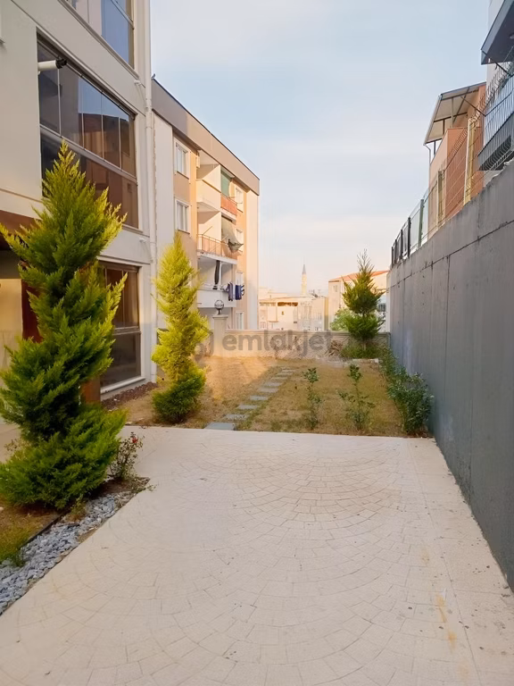 Sıfır Eşyalı 1+1 Arakat Cam Balkonlu Kiralık Daire 2