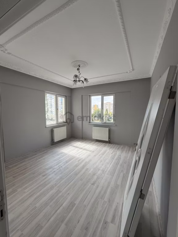 Belsin 19 Mayıs Mahallesinde 3+1 Ara Katta Daire Fırsatı 2