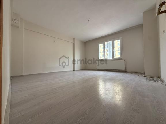 Mustafa Kemal Mh. 2+1 Doğalgazlı Ara Kat Kiralık Daire 1